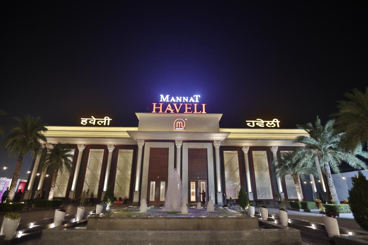 Mannat Haveli Hotel Kurukshetra Buitenkant foto