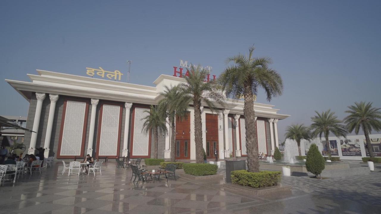 Mannat Haveli Hotel Kurukshetra Buitenkant foto